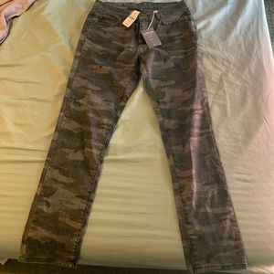 NWT Carmar camo jeans